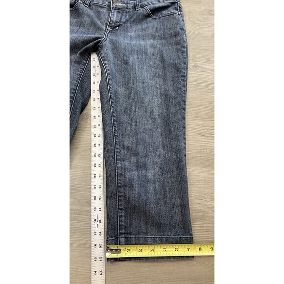 The Limited Denim 312 Jean Capris Women’s Size 8 - Picture 4 of 8